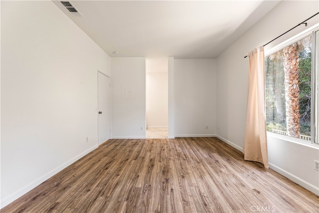 MLS #SR25198995 image #12