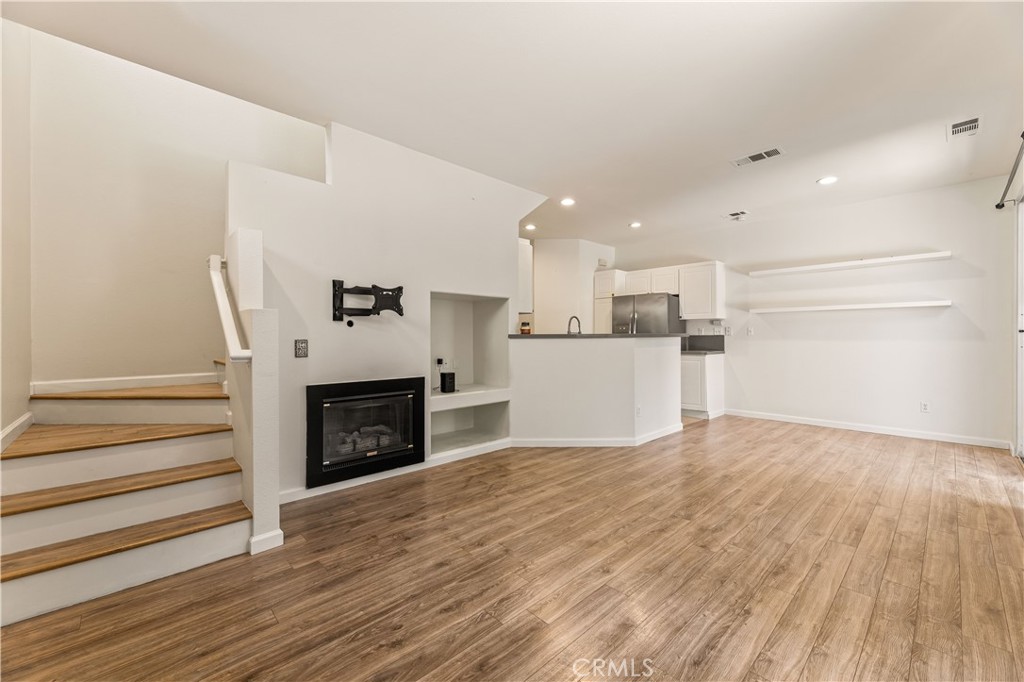 MLS #SR25198995 image #4