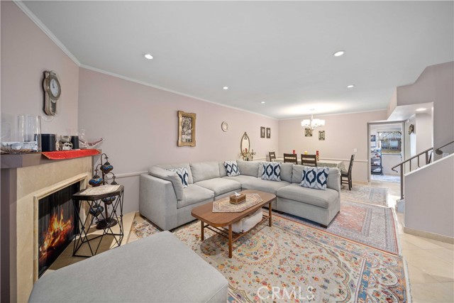 MLS #SR25200354 image #2