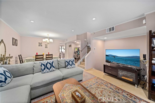 MLS #SR25200354 image #5