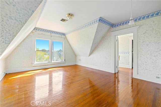 MLS #SR25200378 image #30