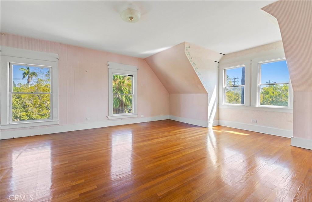 MLS #SR25200378 image #39