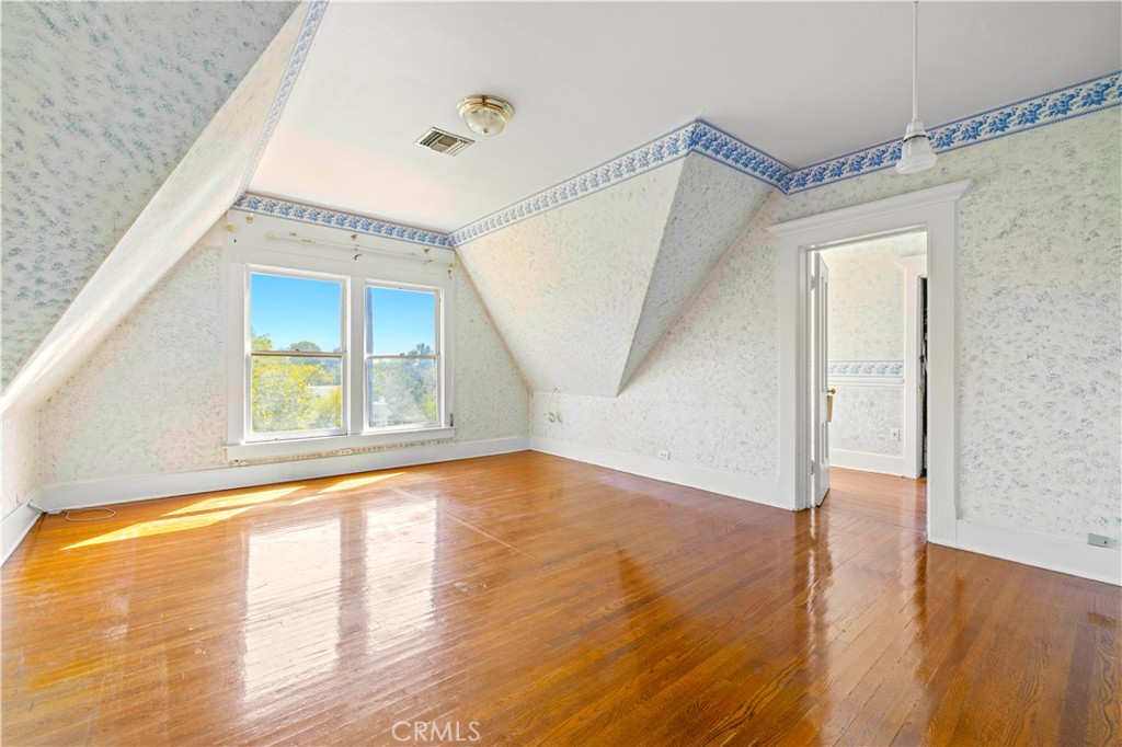 MLS #SR25200378 image #42