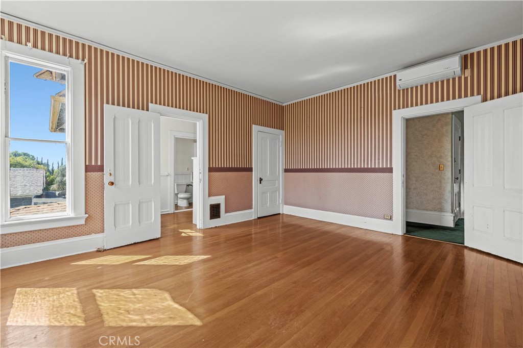 MLS #SR25200378 image #44