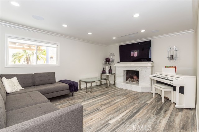 MLS #SR25200441 image #9