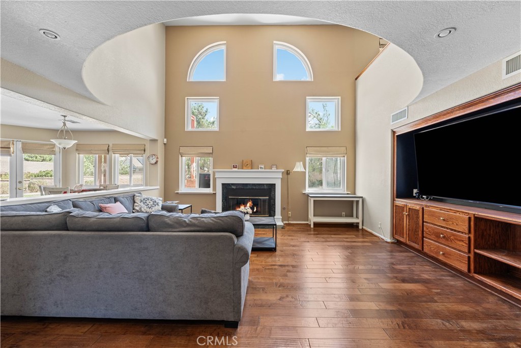 MLS #SR25200892 image #16