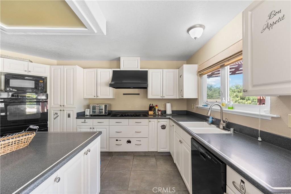 MLS #SR25200892 image #21