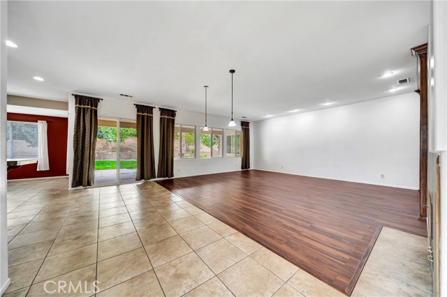 MLS #SR25200989 image #13