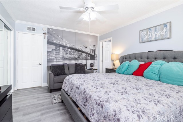 MLS #SR25201040 image #12