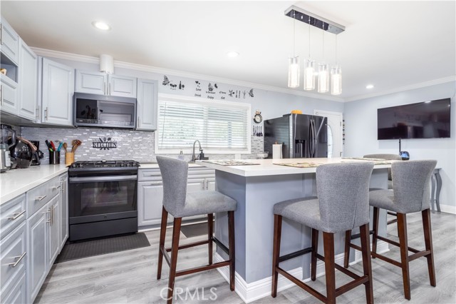 MLS #SR25201040 image #5