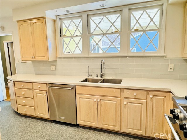 MLS #SR25201540 image #4