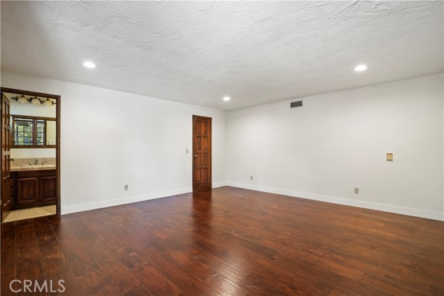 MLS #SR25202662 image #15