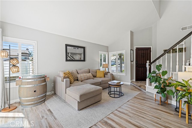 MLS #SR25202782 image #4