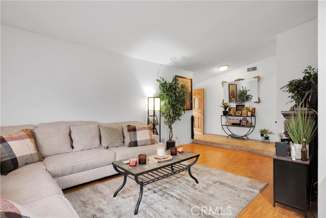 MLS #SR25203048 image #1