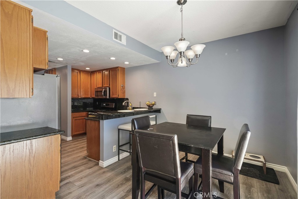 MLS #SR25203083 image #8