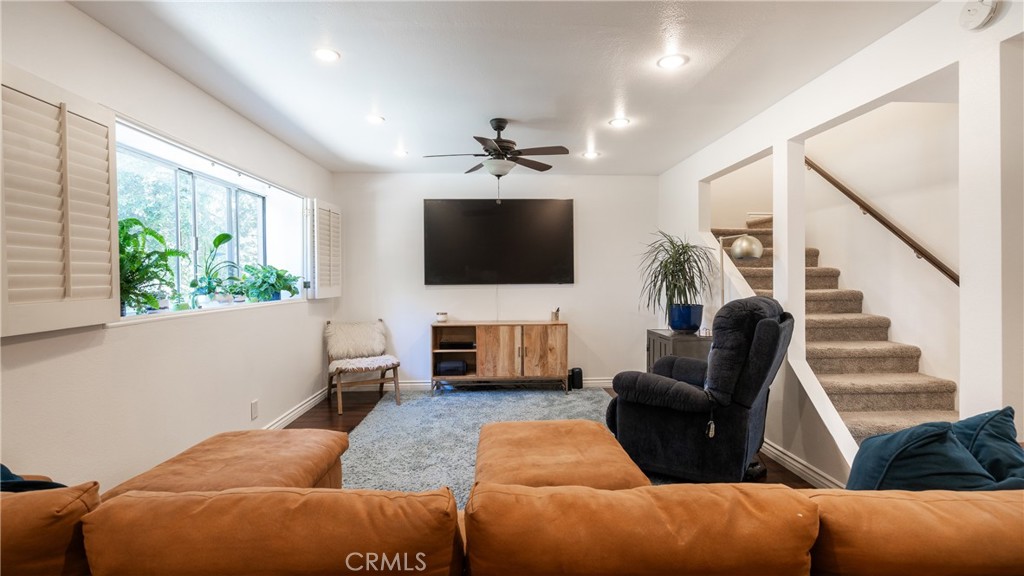 MLS #SR25203244 image #1