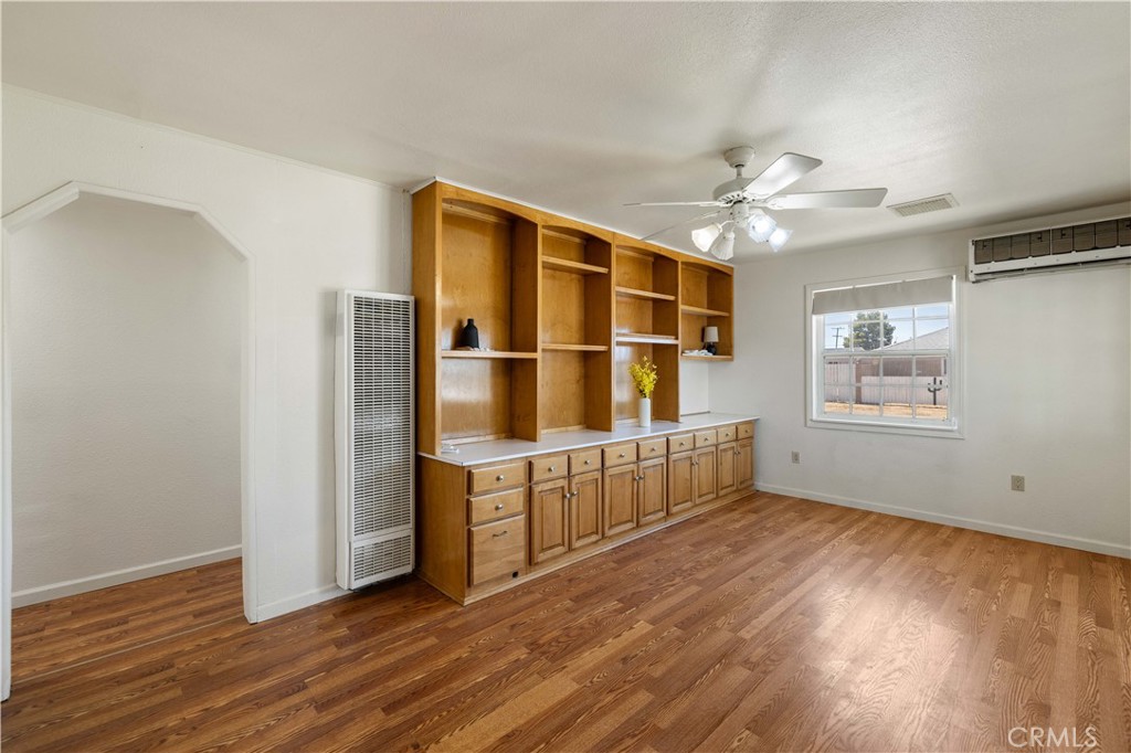 MLS #SR25203247 image #5