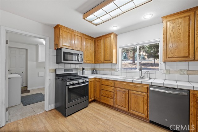 MLS #SR25203296 image #8