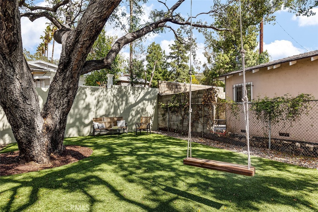 MLS #SR25204458 image #10