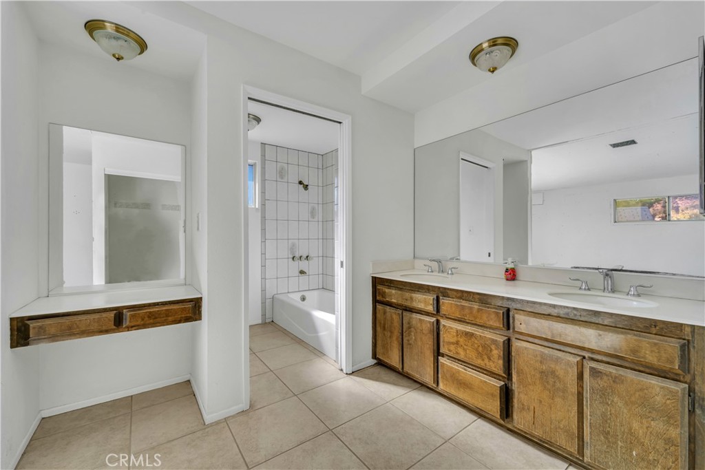 MLS #SR25204775 image #23