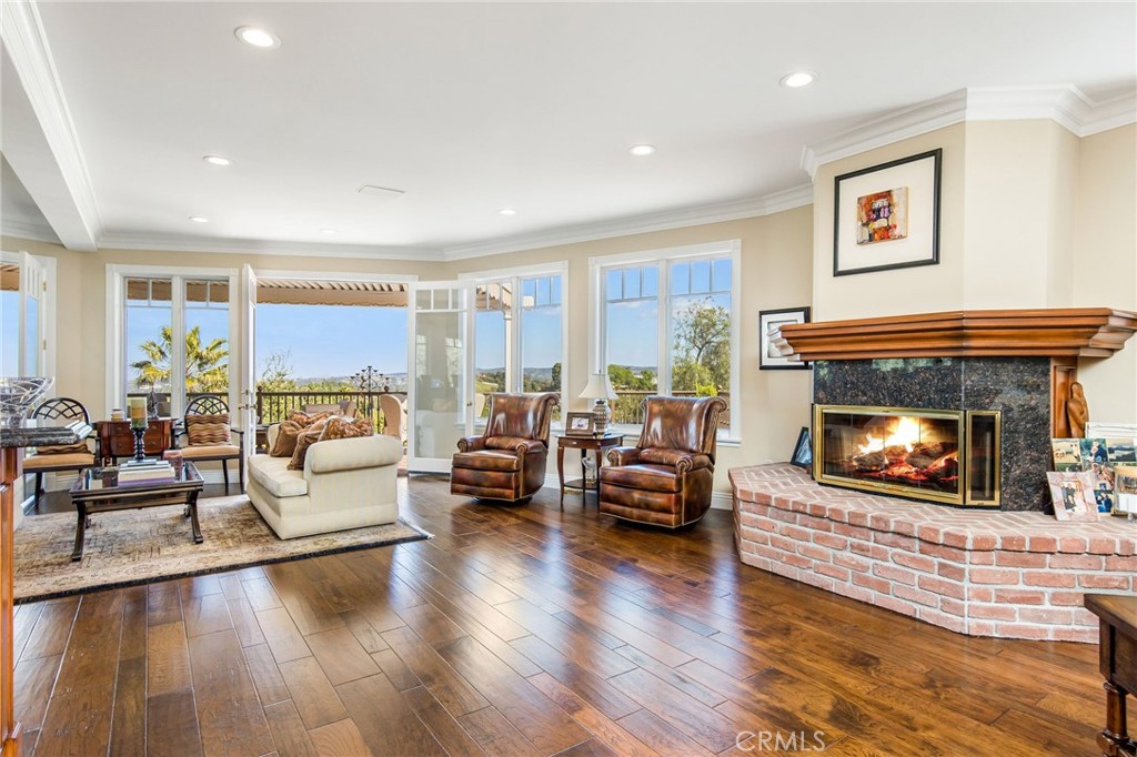 MLS #SR25207514 image #9