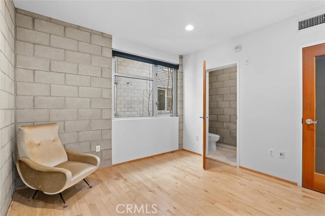 MLS #SR25208715 image #9