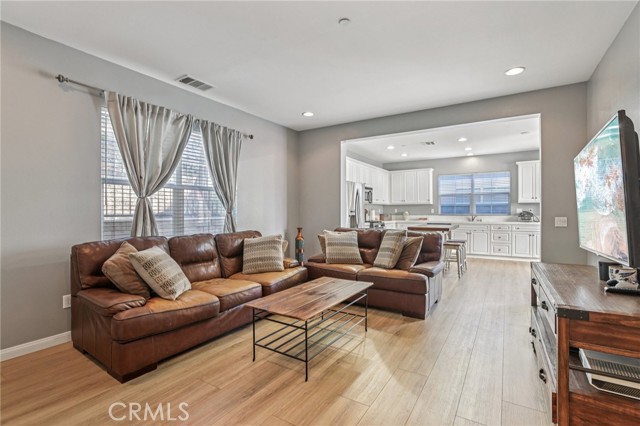 MLS #SR25210721 image #2