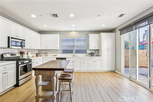 MLS #SR25210721 image #8