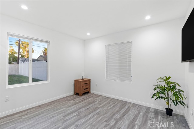 MLS #SR25211045 image #12