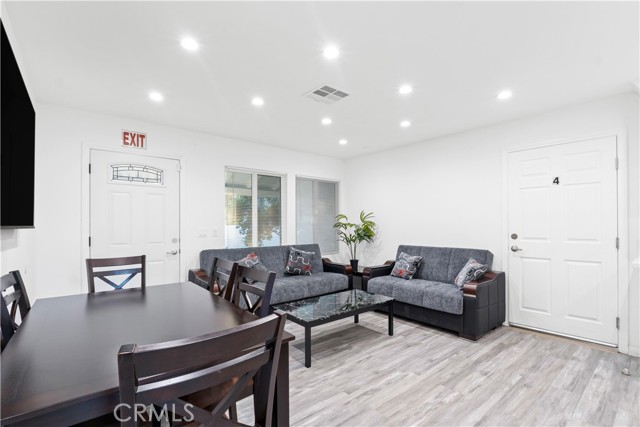 MLS #SR25211045 image #5