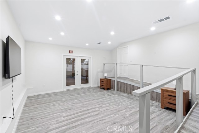 MLS #SR25211045 image #9