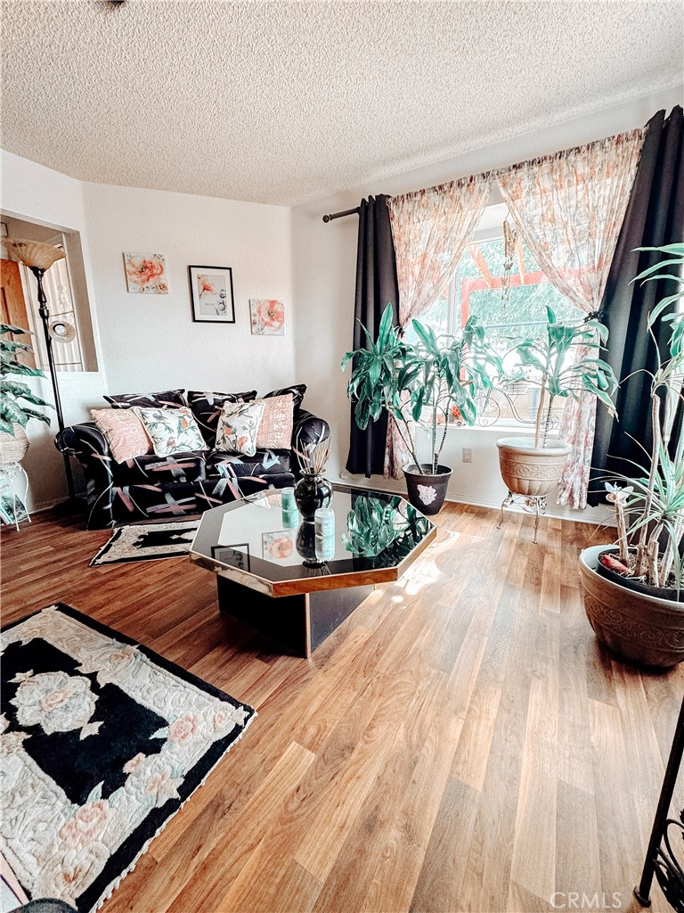 MLS #SR25213921 image #3