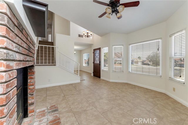 MLS #SR25213992 image #9