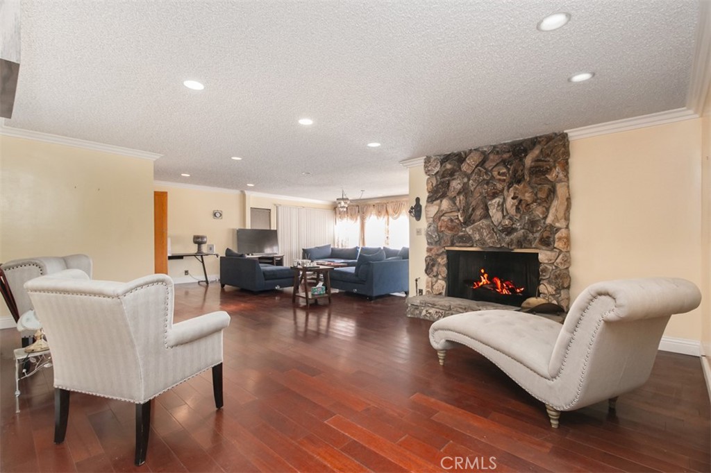 MLS #SR25214087 image #4