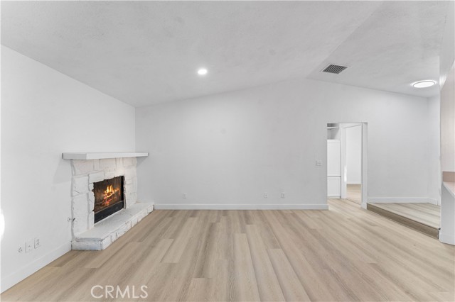 MLS #SR25214257 image #9