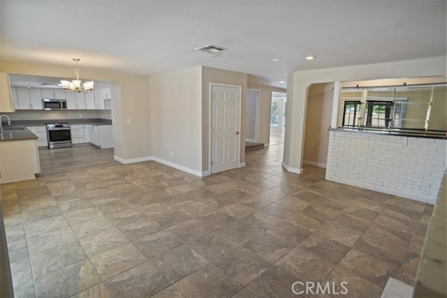 MLS #SR25214625 image #4