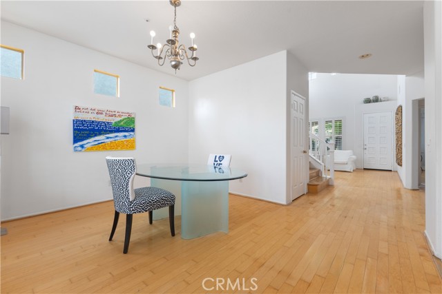 MLS #SR25215037 image #8