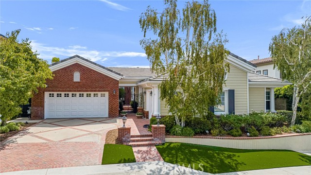 MLS #SR25215286 image #1