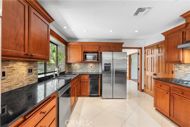 MLS #SR25215358 image #21