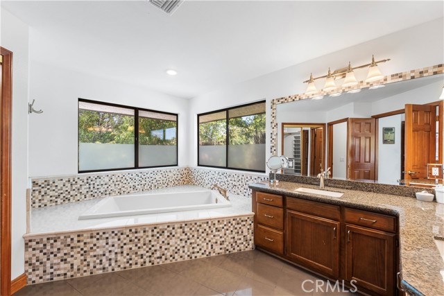 MLS #SR25215358 image #34