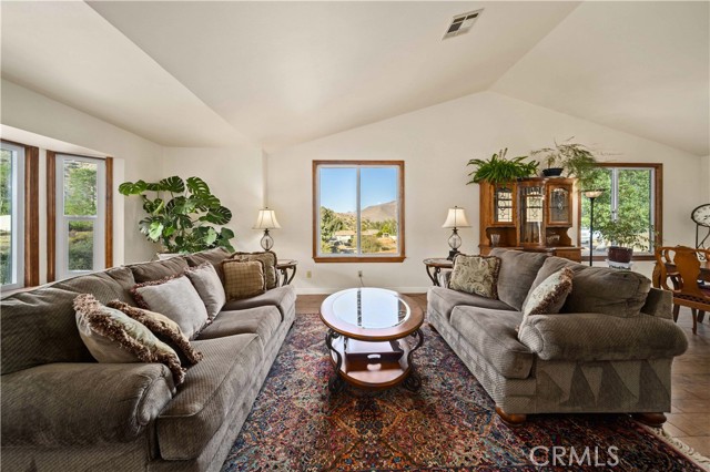 MLS #SR25215484 image #9