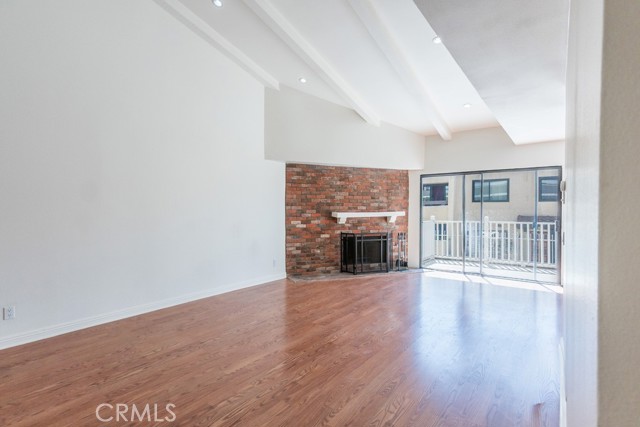 MLS #SR25215619 image #4