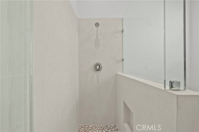 MLS #SR25215656 image #8