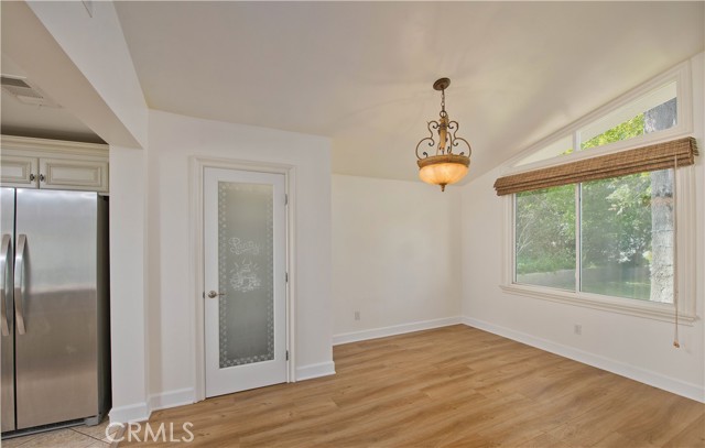 MLS #SR25215686 image #9