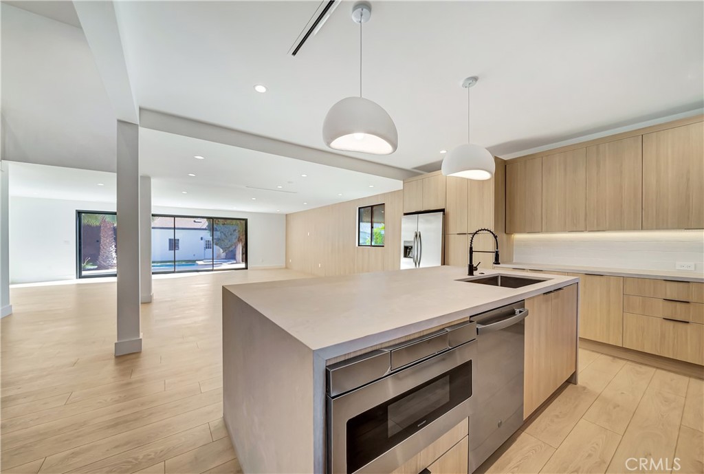 MLS #SR25215750 image #13