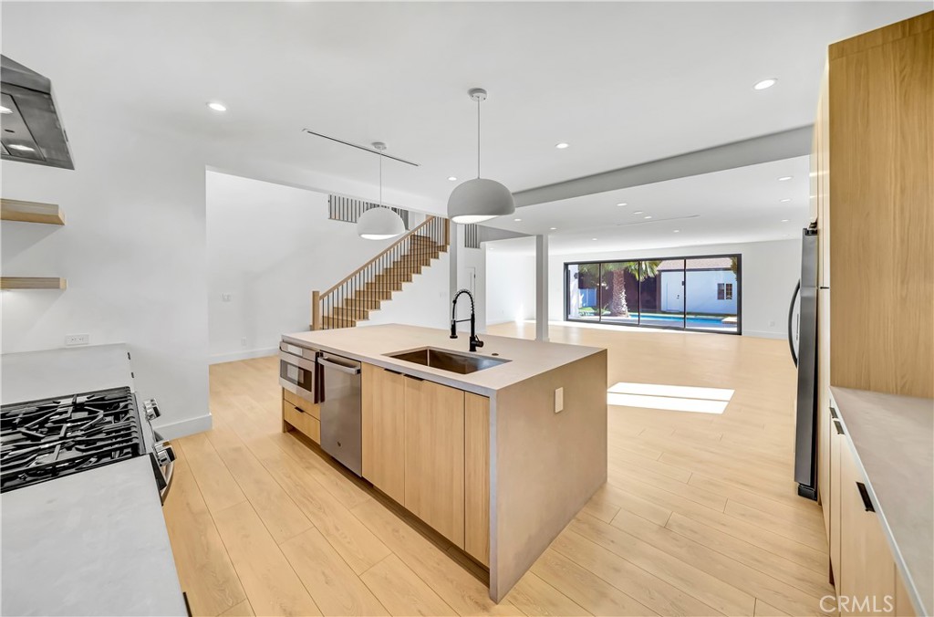 MLS #SR25215750 image #15