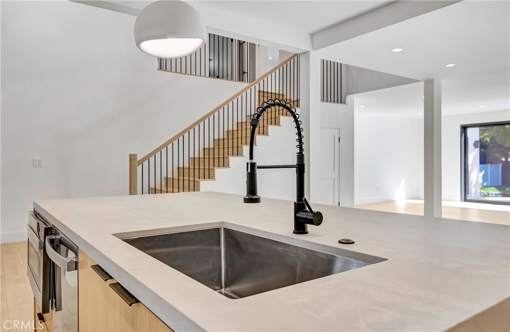 MLS #SR25215750 image #16