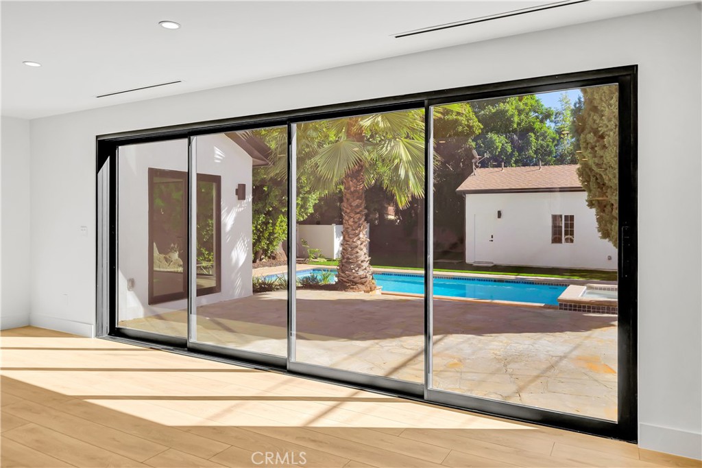 MLS #SR25215750 image #7