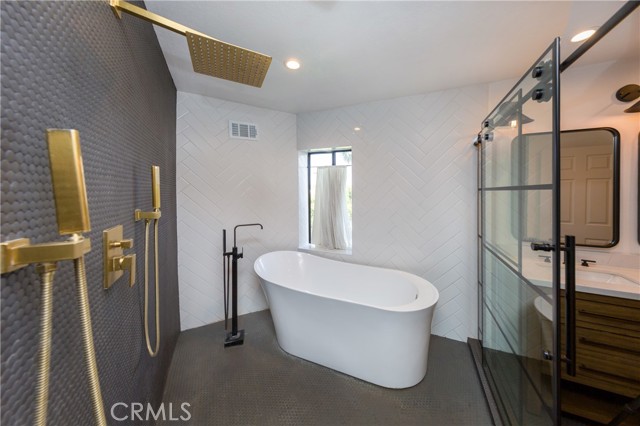 MLS #SR25215887 image #22