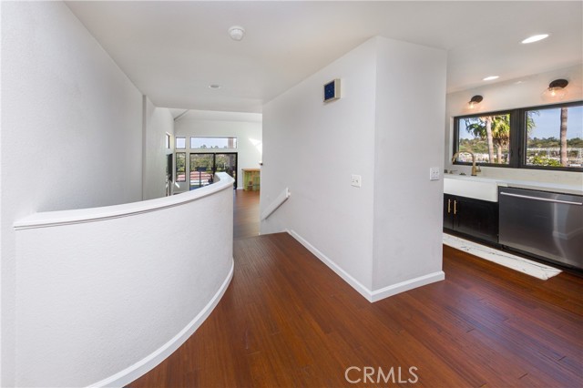 MLS #SR25215887 image #8